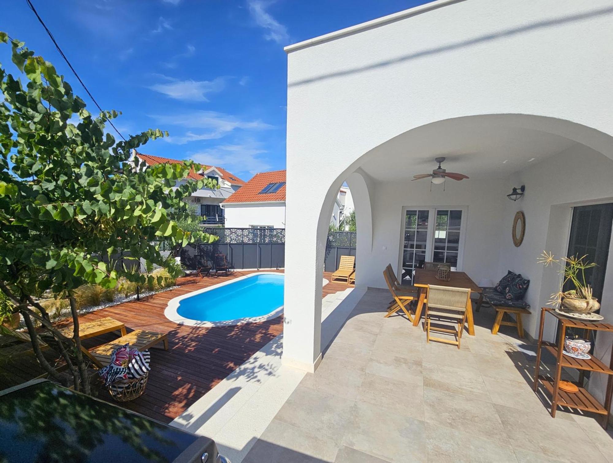 The Three Flowers Pool House Trogir Exterior photo